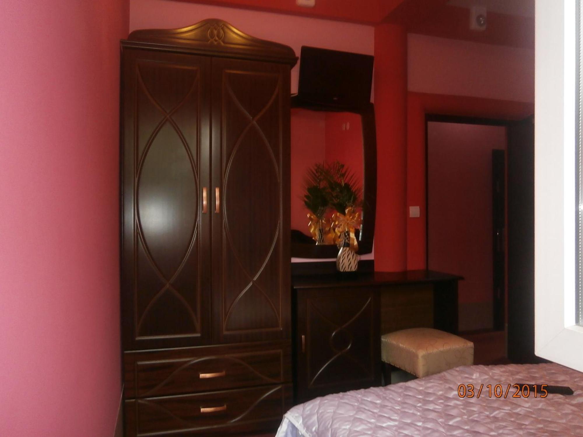 Hotel Vila Mitic Luxx Spa Centar レスコヴァツ エクステリア 写真