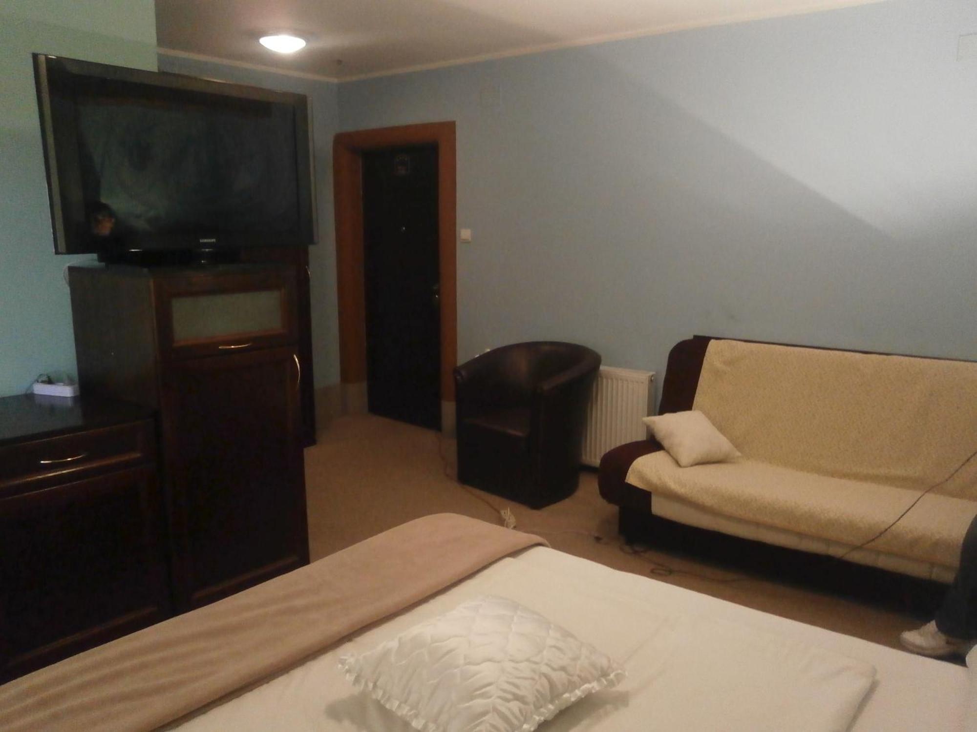 Hotel Vila Mitic Luxx Spa Centar レスコヴァツ エクステリア 写真